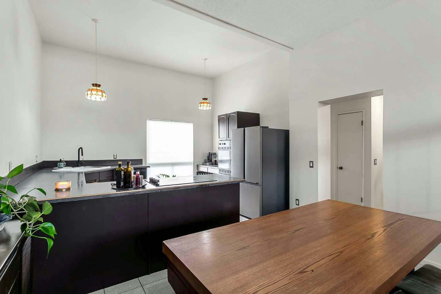 442 Brae Glen Crescent SW, Calgary, AB, T2W 1B6