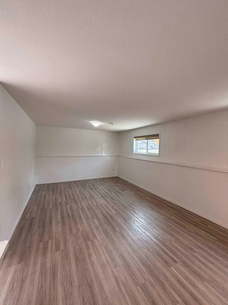 G-5202 55 Street, Taber, AB, T1G 1N1 - 3
