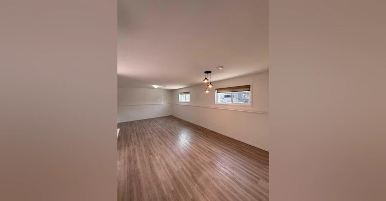 G-5202 55 Street, Taber, AB, T1G 1N1 - 2