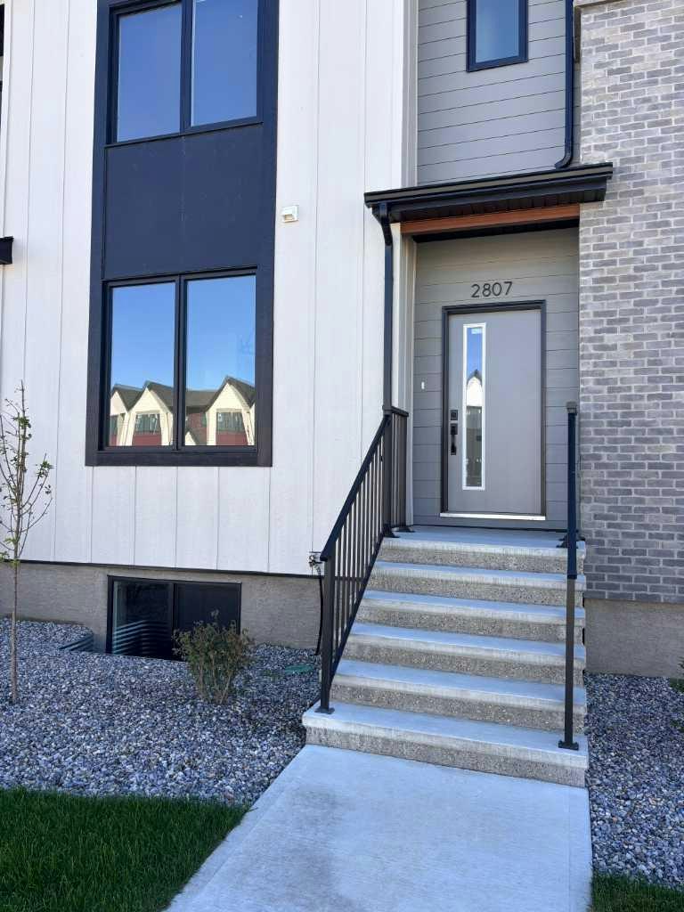 2807 16 Avenue, Lethbridge, AB, T1M 1N1