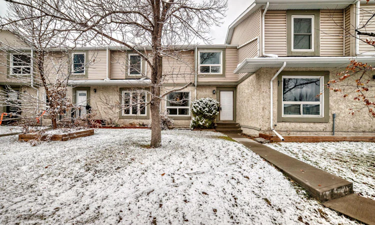 111 Deer Ridge Lane SE