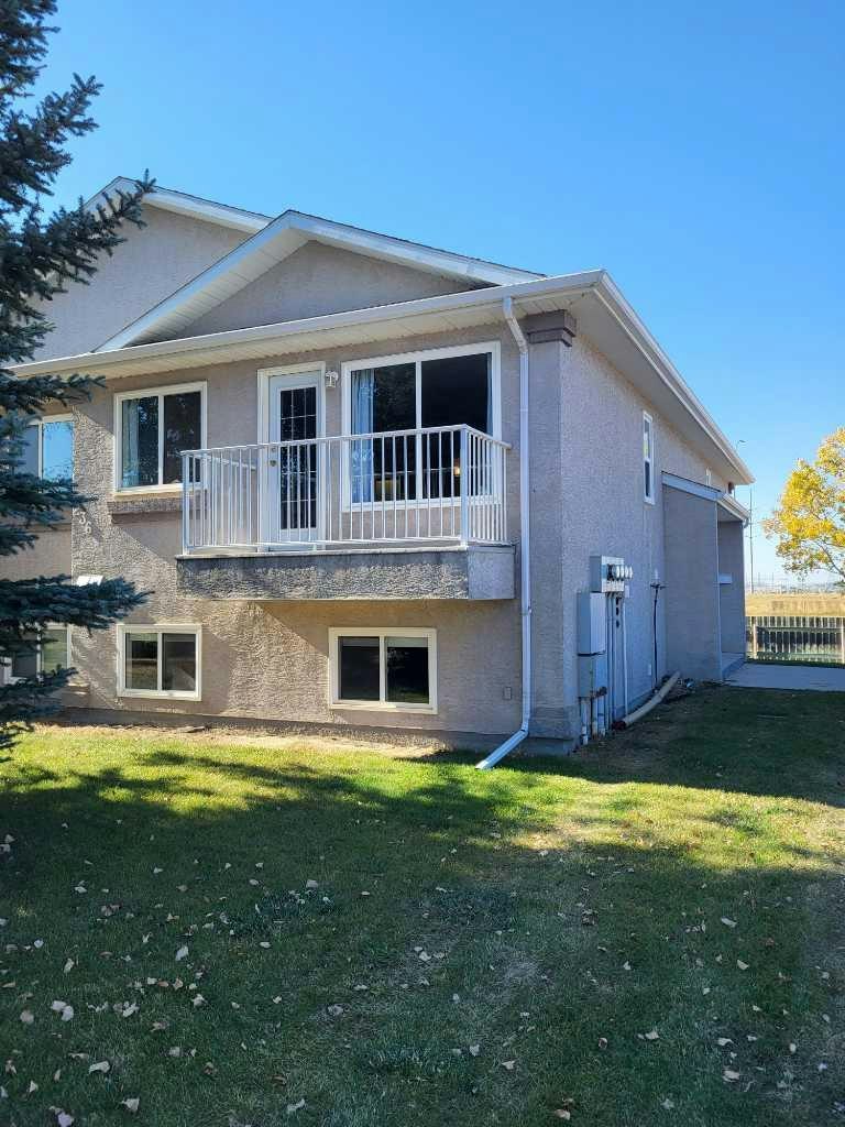 3-236 St. James Boulevard N, Lethbridge, AB, T1H 6R2