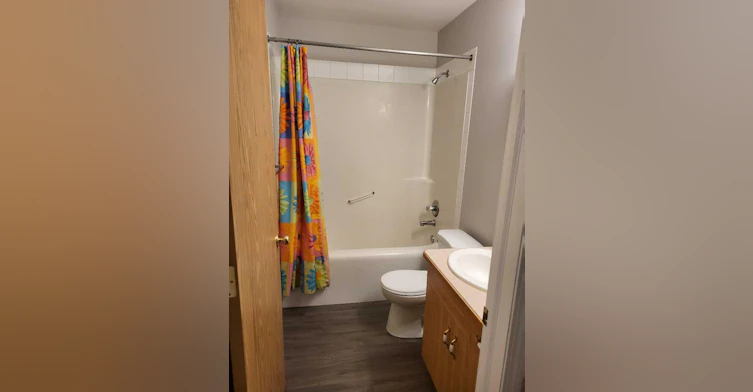 3-236 St. James Boulevard N, Lethbridge, AB, T1H 6R2 - 6
