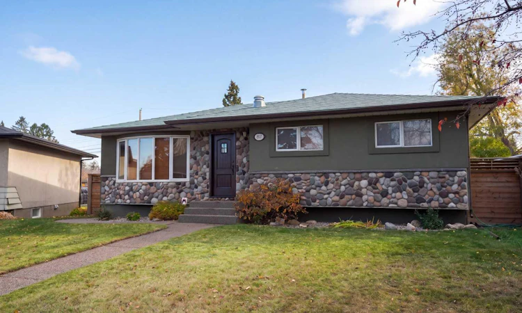 807 Allandale Road SE