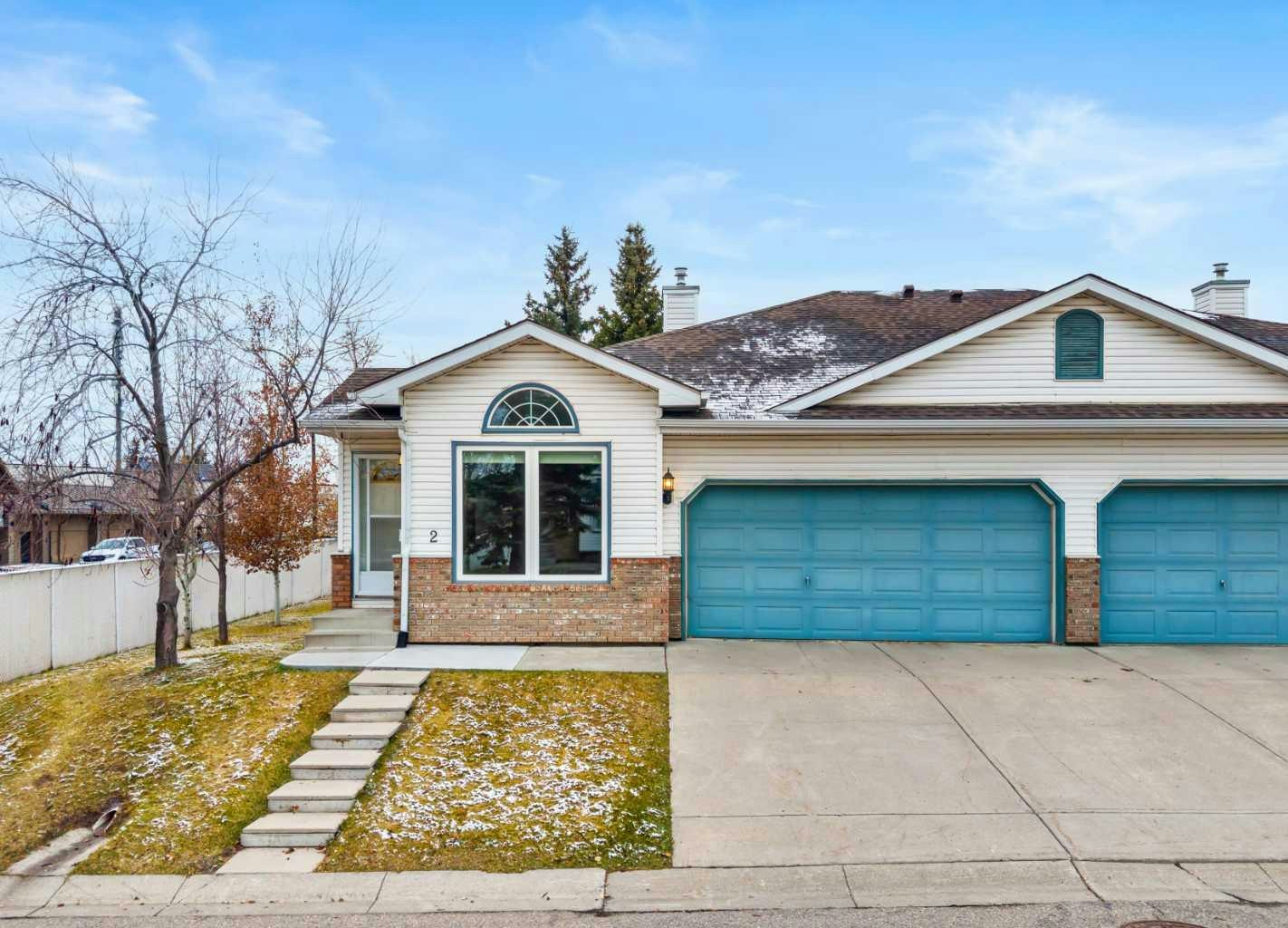 2 Rivercrest Villas SE, Calgary, AB, T2C 4C4