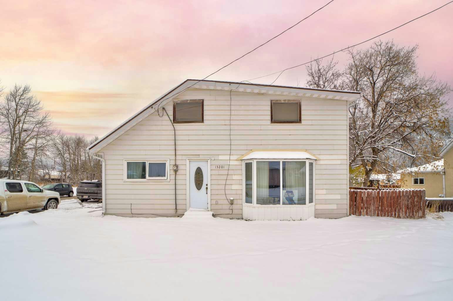 13201 17 Avenue, Crowsnest Pass, AB, T0K 0E0