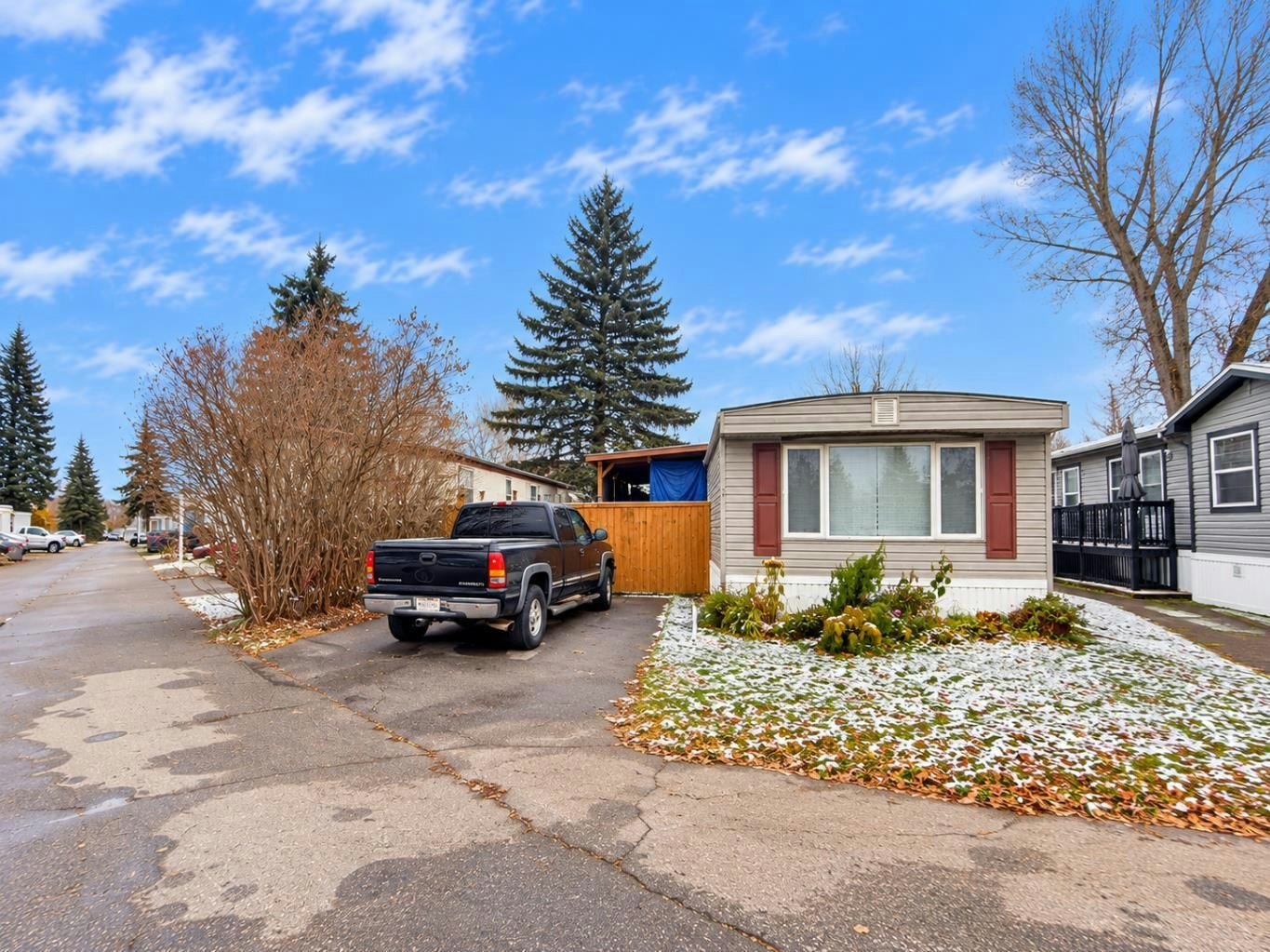 97-6724 17 Avenue SE, Calgary, AB, T2A 0W5