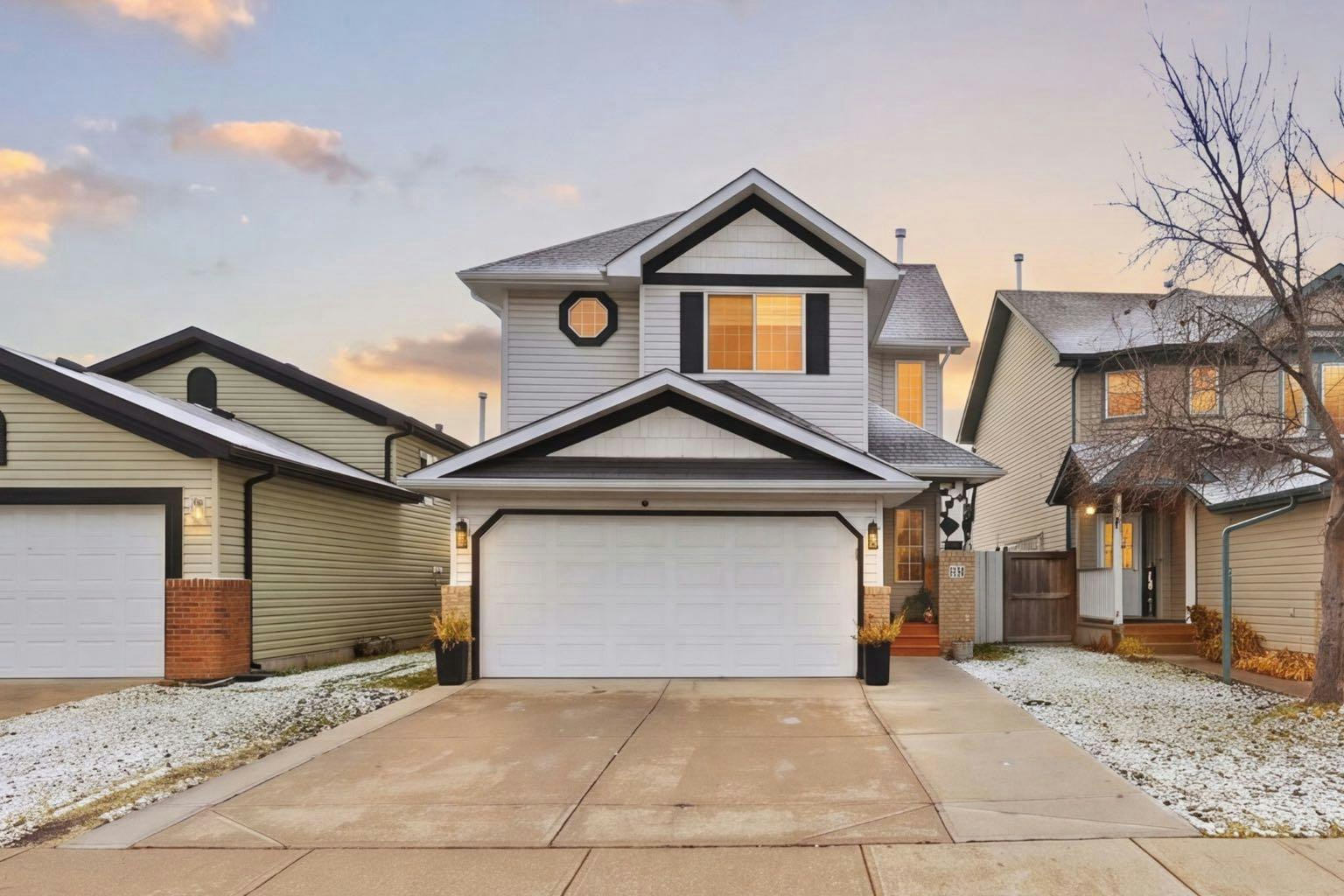 25 Martin Crossing Green NE, Calgary, AB, T3J 3P1