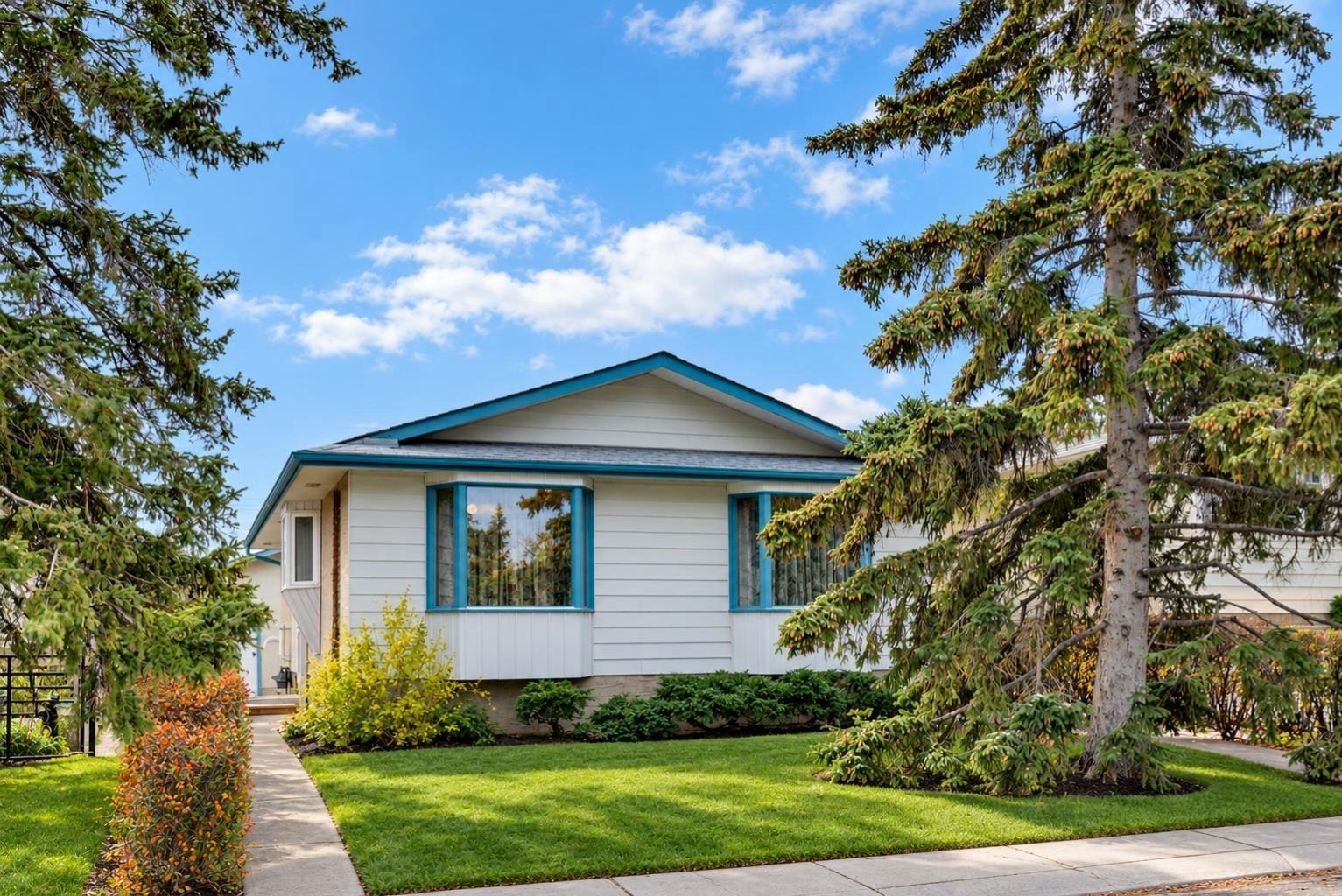 7383 Huntley Road NE, Calgary, AB, T2K 4Z6