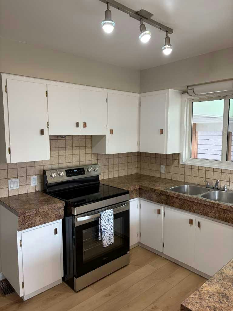 1-1301 17 Avenue S, Lethbridge, AB, T1K 1A3 - 3