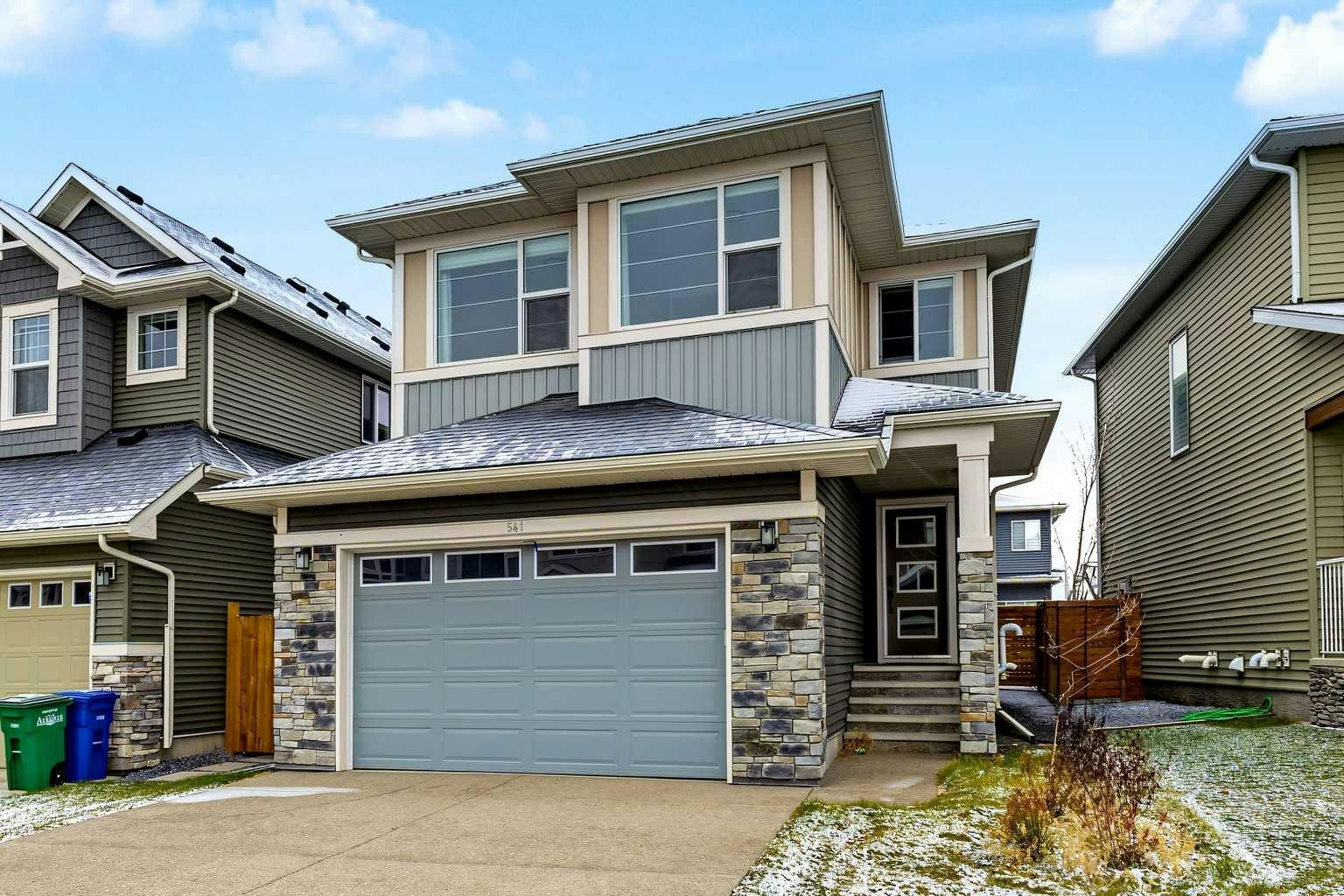 541 Baywater Manor SW, Airdrie, AB, T4B 0A7