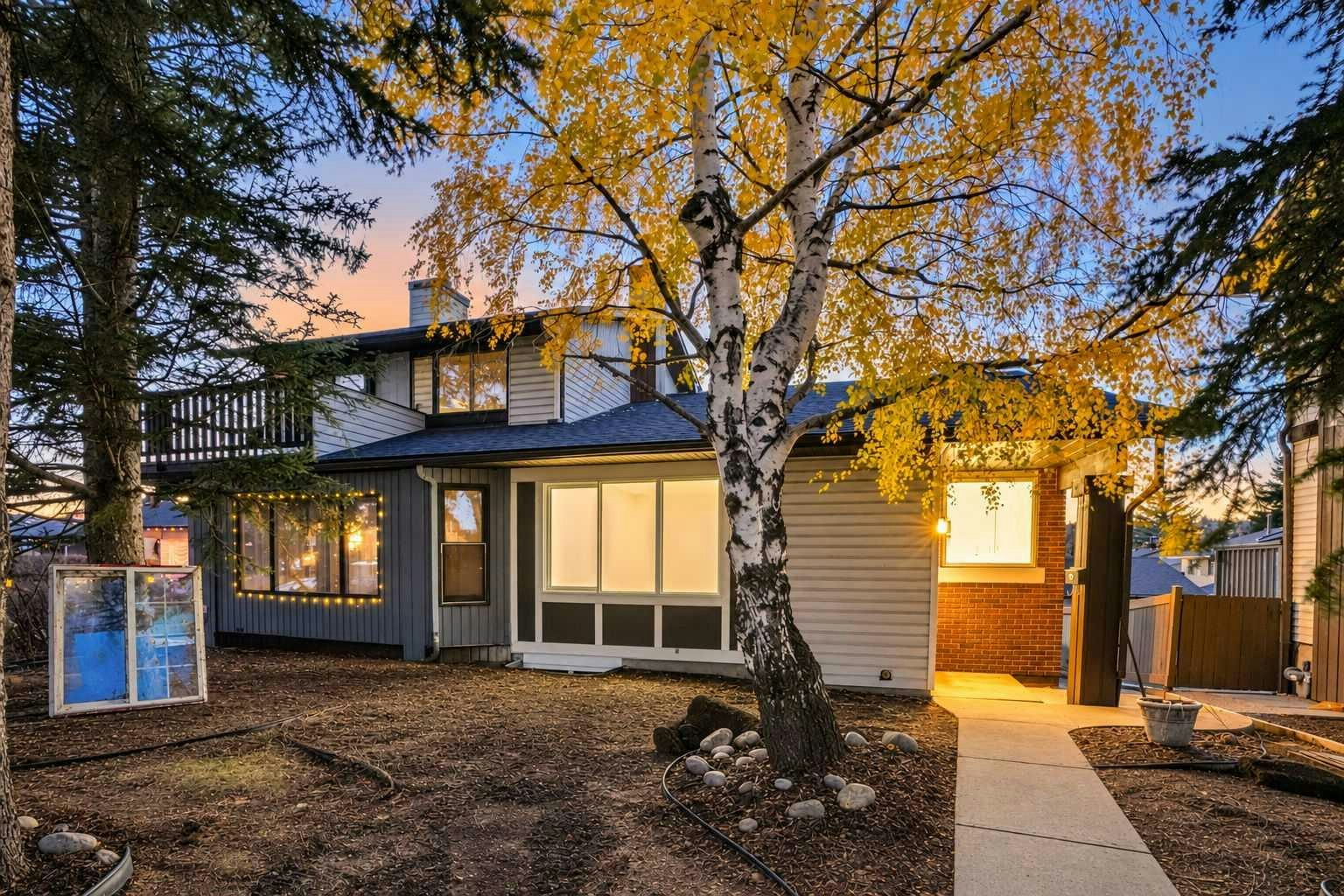3509 49 Street SW, Calgary, AB, T3E 6N8
