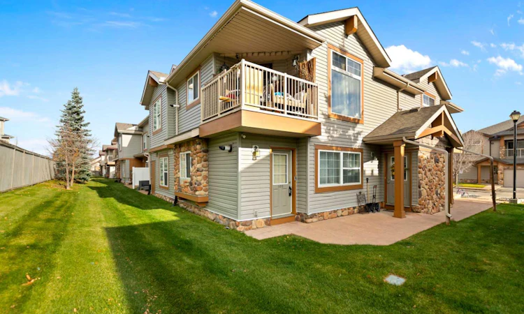 102-70 Panatella Landing NW