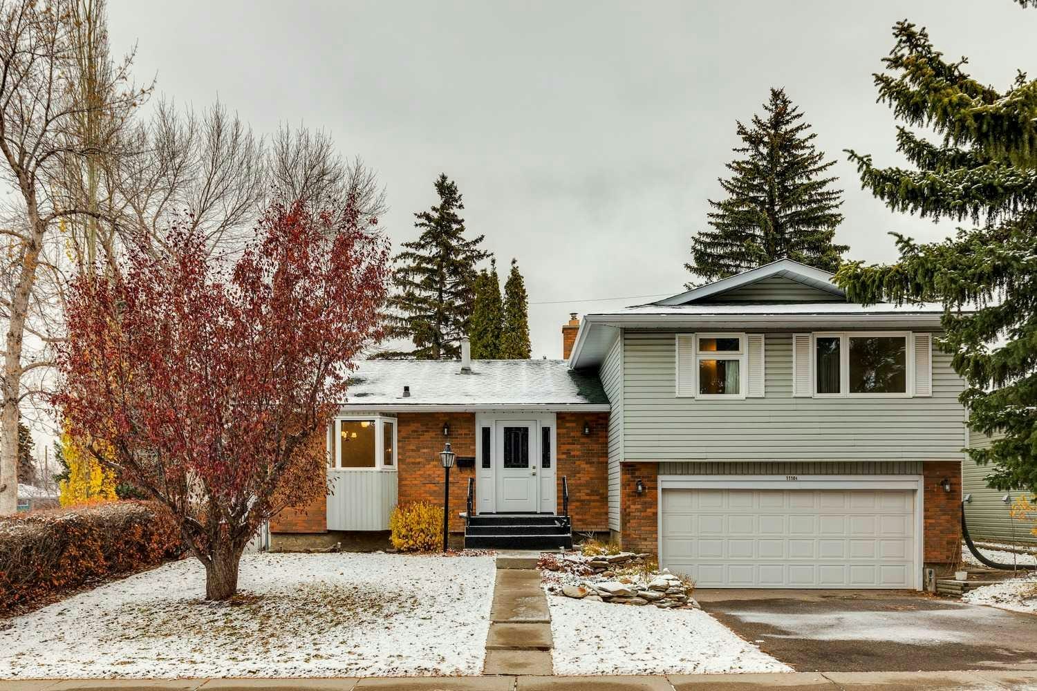 11104 Southdale Road SW, Calgary, AB, T2W 0X4