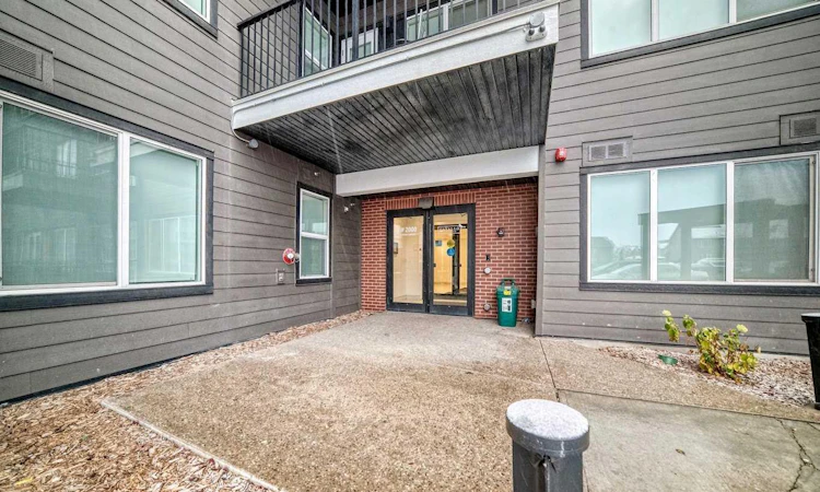 2412-395 Skyview Parkway NE
