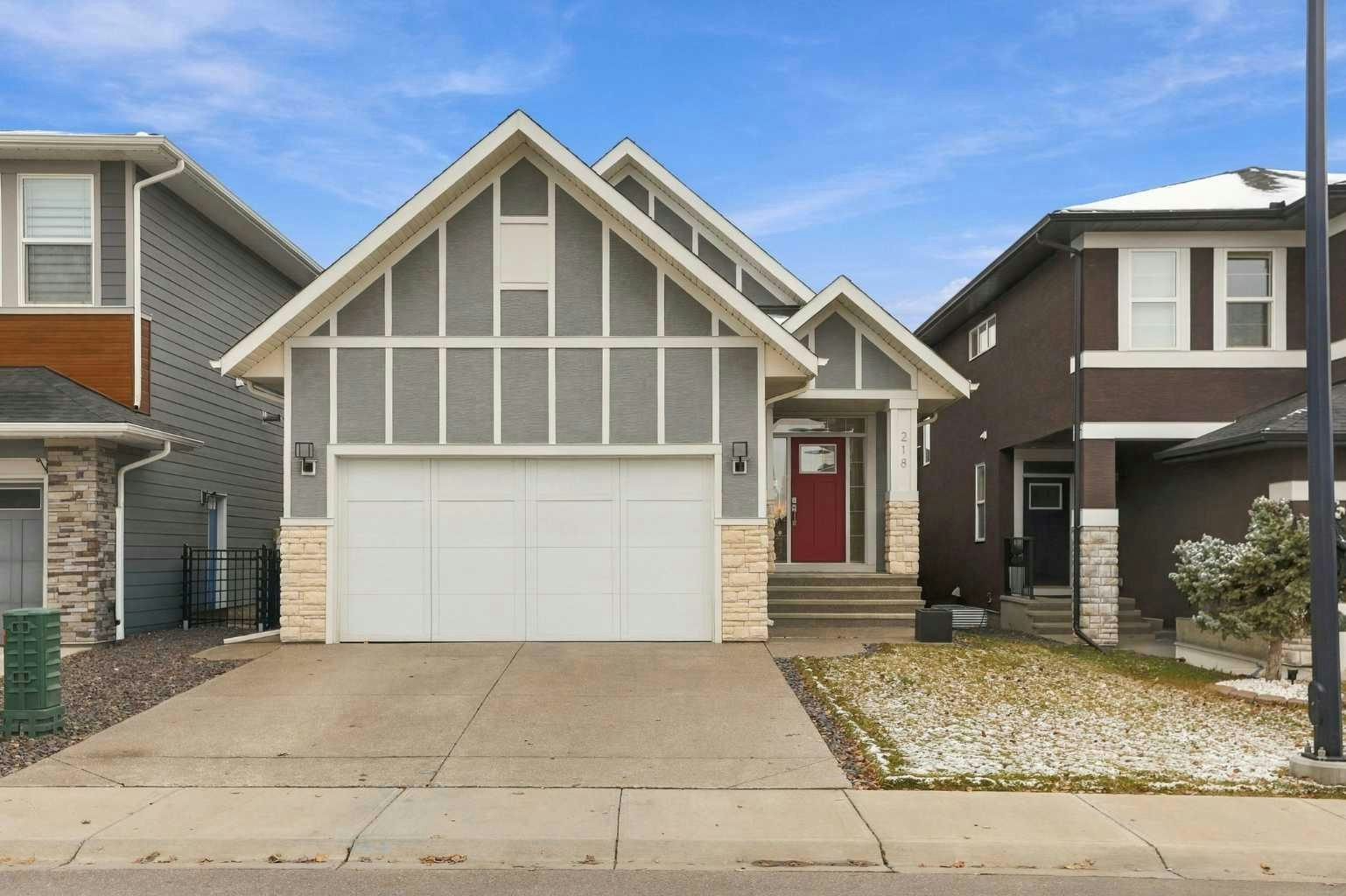 218 Cranbrook Park SE, Calgary, AB, T3M 3C3