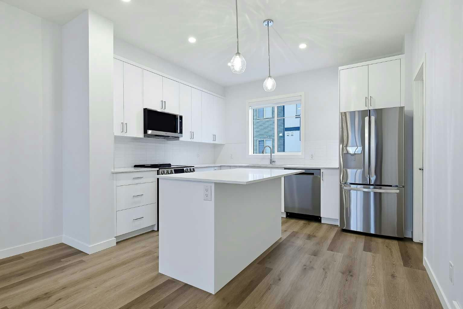 32 Red Embers Plaza NE, Calgary, AB, T3N 2W1