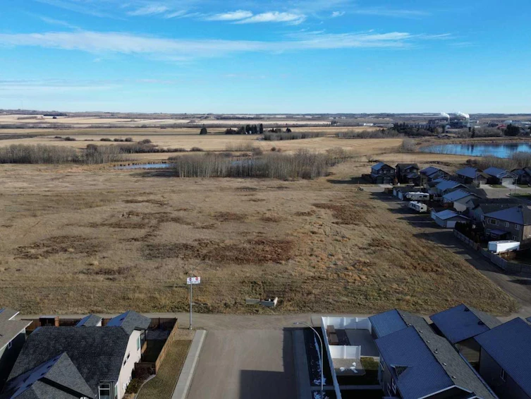 6760 Cedar Way, Innisfail, AB, T4G 0A5 - 8