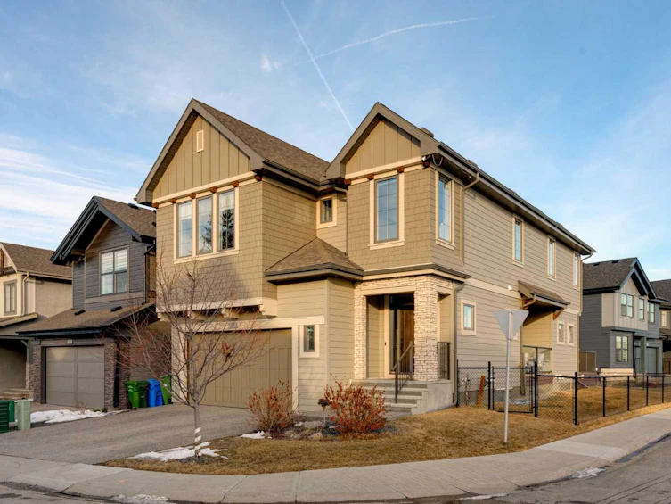 47 Shawnee Heath SW, Calgary, AB, T2Y 0P6