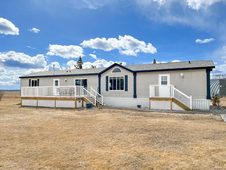 74516 Range Road 230, Smoky River M.D., AB, T0H 1M0