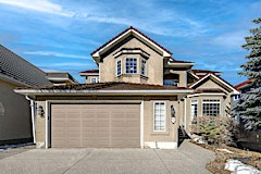 32 Hawkmount Heights NW, Calgary, AB, T3G 3S5