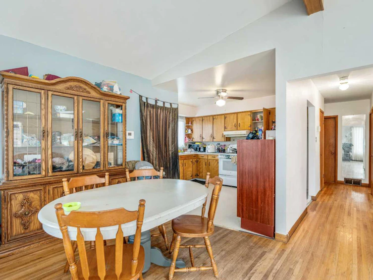1009 17 Street N, Lethbridge, AB, T1H 3E3 - 6