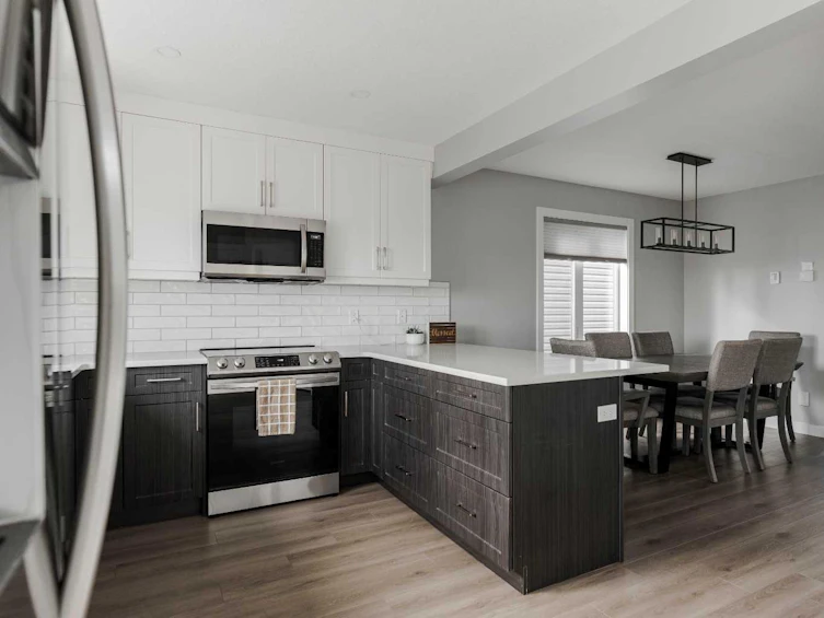 744 Athabasca Avenue, Fort Mcmurray, AB, T9J 1H7 - 12