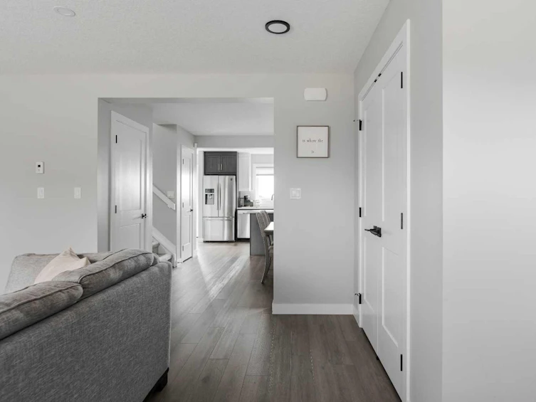 744 Athabasca Avenue, Fort Mcmurray, AB, T9J 1H7 - 13