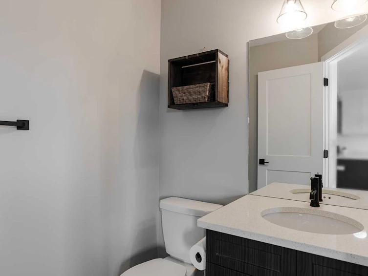 744 Athabasca Avenue, Fort Mcmurray, AB, T9J 1H7 - 22