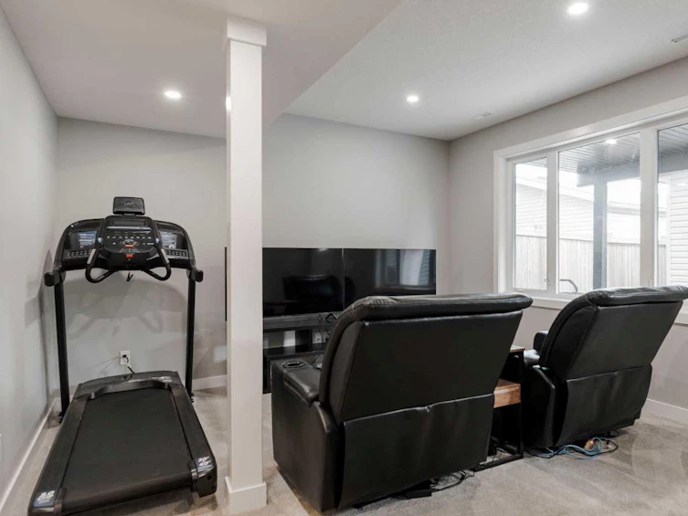 744 Athabasca Avenue, Fort Mcmurray, AB, T9J 1H7 - 31