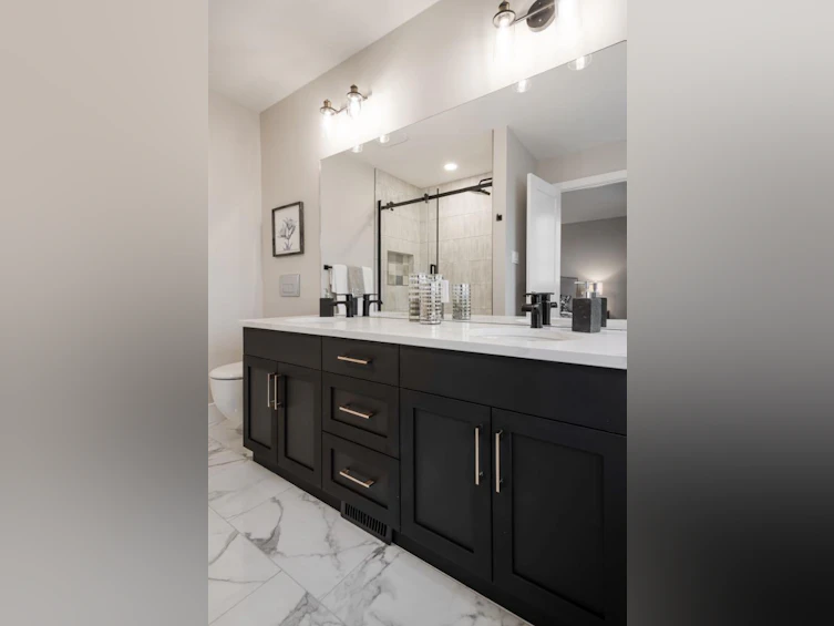 30 Blackwolf Passage N, Lethbridge, AB, T1H 7H7 - 39