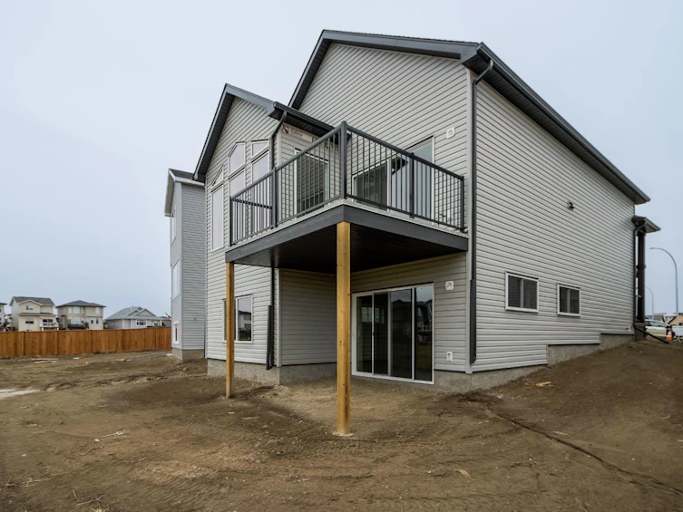 30 Blackwolf Passage N, Lethbridge, AB, T1H 7H7 - 50