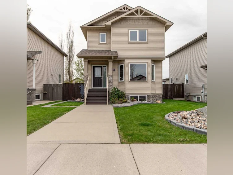 150 Southgate Boulevard S, Lethbridge, AB, T1K 8B8
