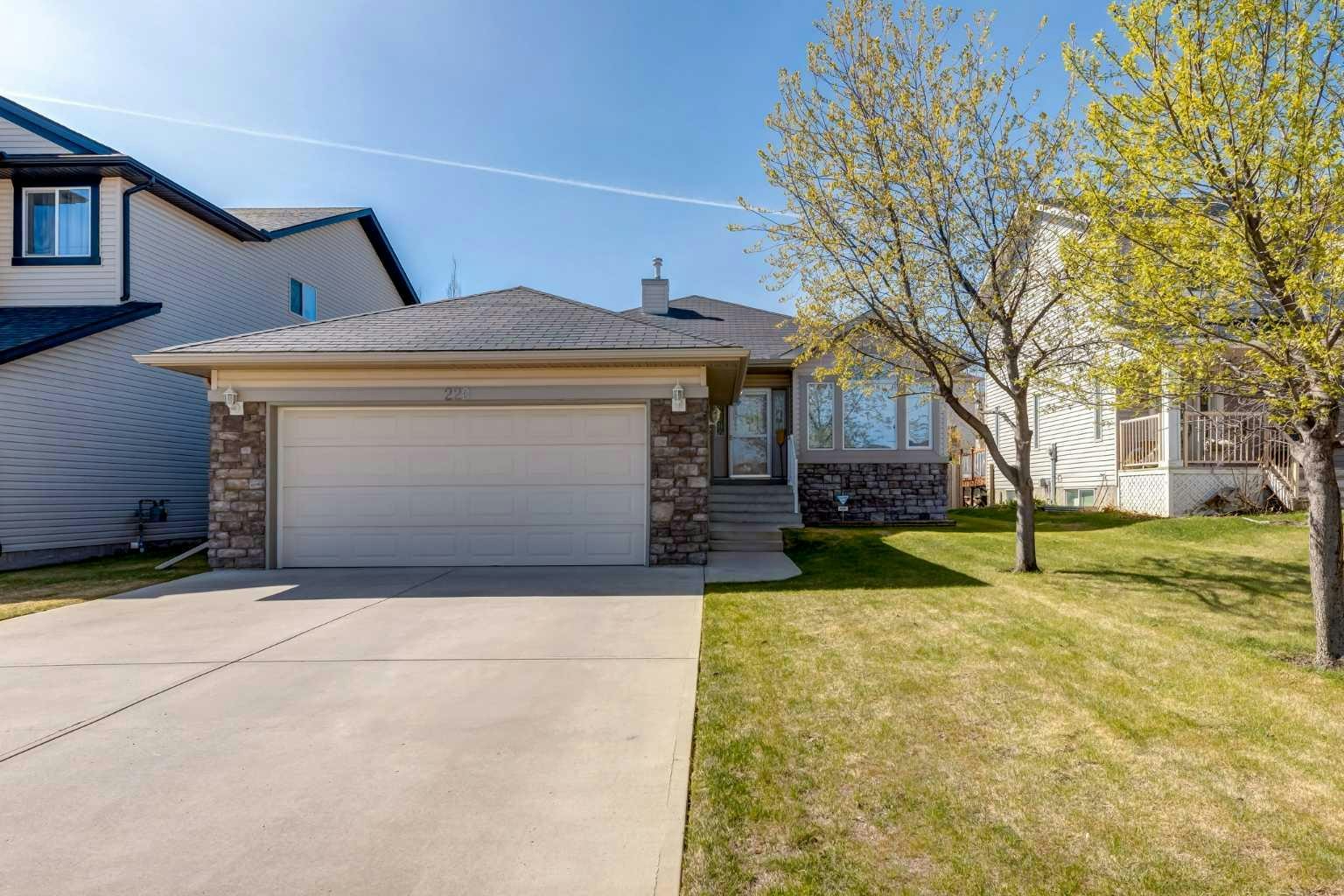 220 Windermere Drive, Chestermere, AB, T1X 1T5