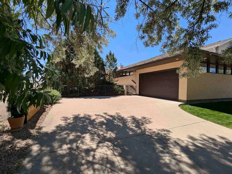 60 Canyon Boulevard W, Lethbridge, AB, T1K 6X6
