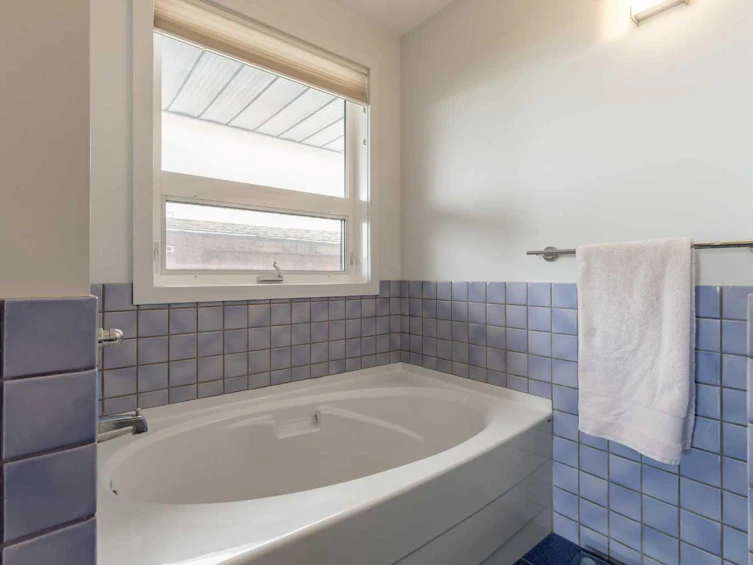 60 Canyon Boulevard W, Lethbridge, AB, T1K 6X6 - 34