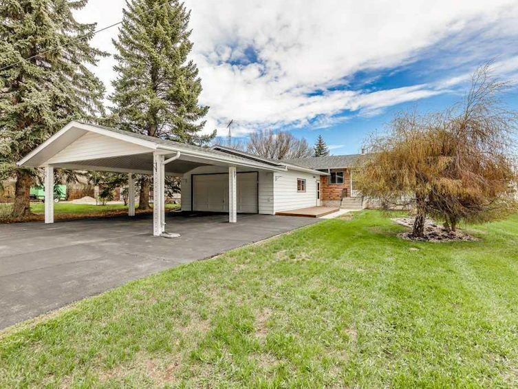 318 Hillside Avenue, Rural Kneehill County, AB, T0M 0L0