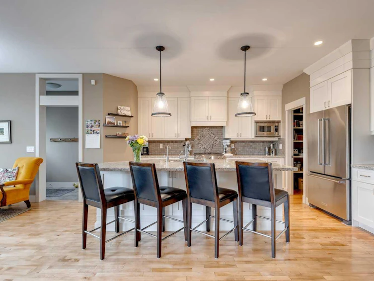 1410 26a Street SW, Calgary, AB, T3C 1K8 - 3