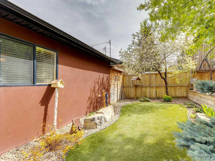 1410 26a Street SW, Calgary, AB, T3C 1K8 - 44