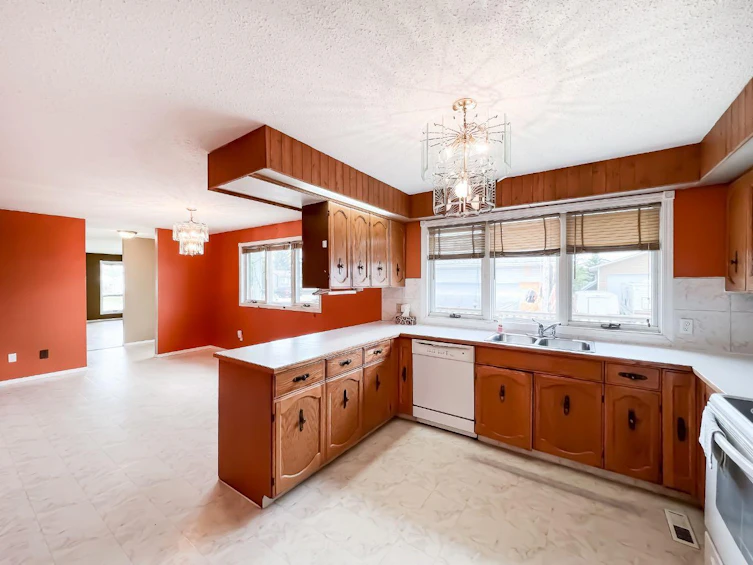 103 1 Avenue SW, Falher, AB, T0H 1M0 - 5