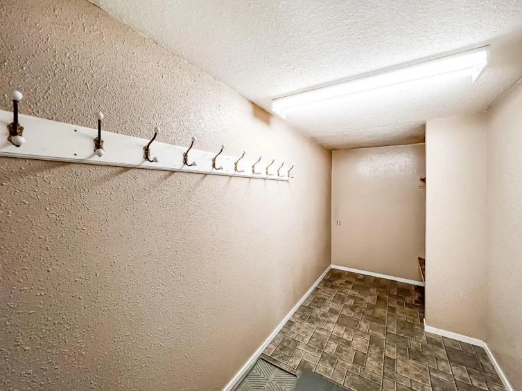 103 1 Avenue SW, Falher, AB, T0H 1M0 - 27