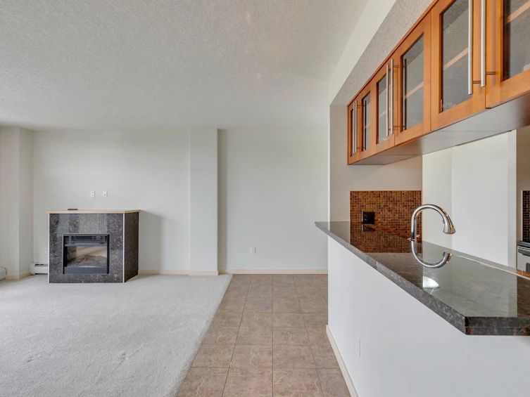 410-429 14 Street NW, Calgary, AB, T2N 2A3