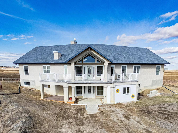 255011 Range Road 241, Rural Wheatland County, AB, T0J 2R0