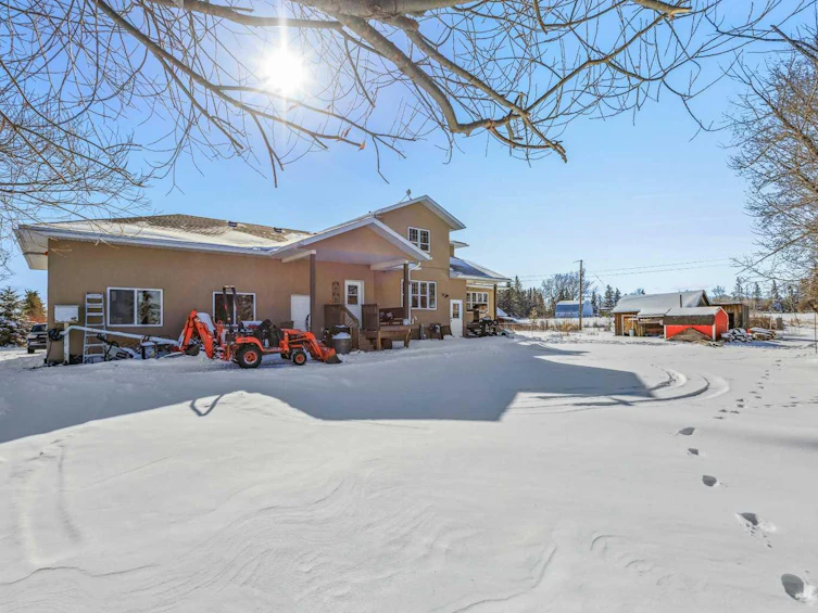 1318 Township Road 324, Rural Mountain View County, AB, T4H 1T8 - 7