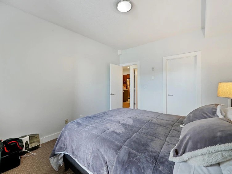 105-320 12 Avenue NE, Calgary, AB, T2E 1A4 - 13