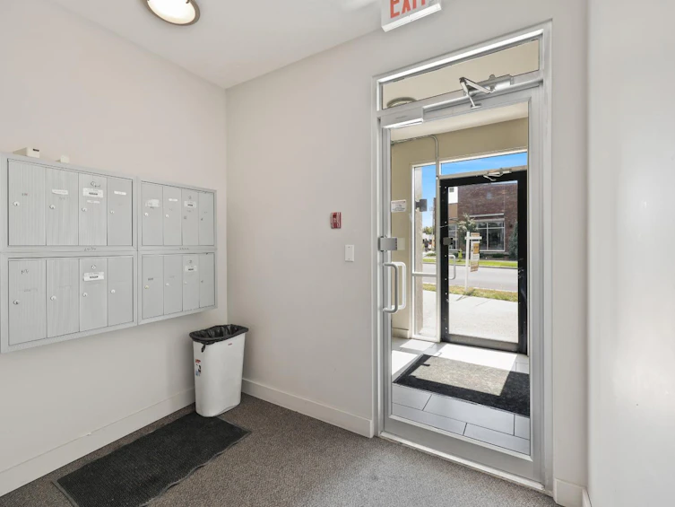 105-320 12 Avenue NE, Calgary, AB, T2E 1A4 - 20