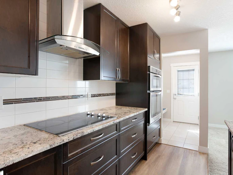 19 Legacy Gate SE, Calgary, AB, T2X 0W4 - 5