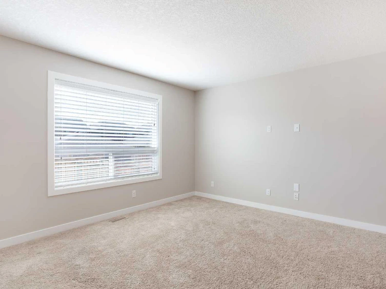 19 Legacy Gate SE, Calgary, AB, T2X 0W4 - 14