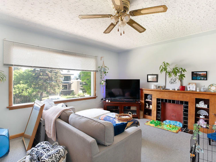 1229 18 Street NW, Calgary, AB, T2N 2G8 - 4
