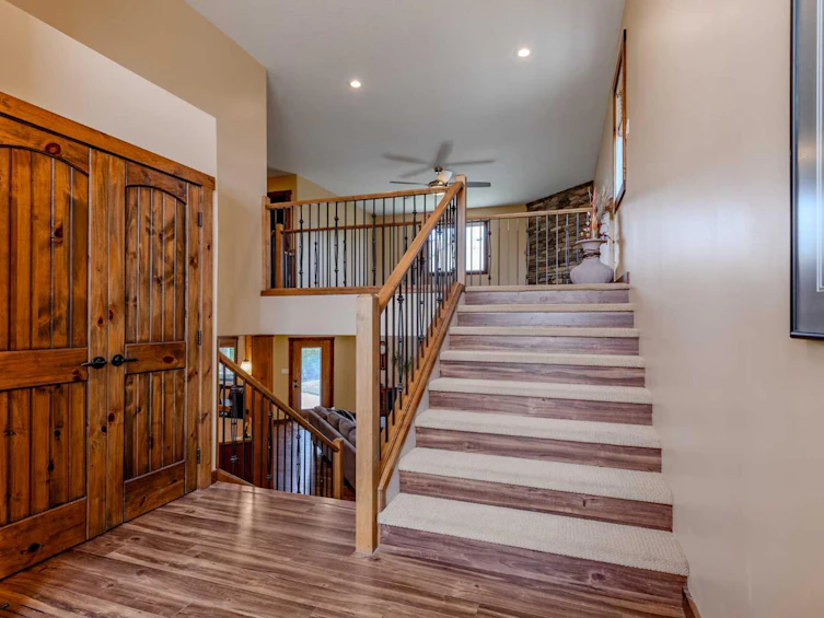 310 Mt Sunburst Way W, Lethbridge, AB, T1K 3J9 - 5